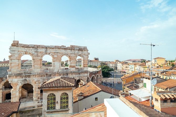 Verona Arena & Surroundings PRIVATE TOUR with Ticket Included - Romeo’s House from the outside: why that stop makes the Arena visit click