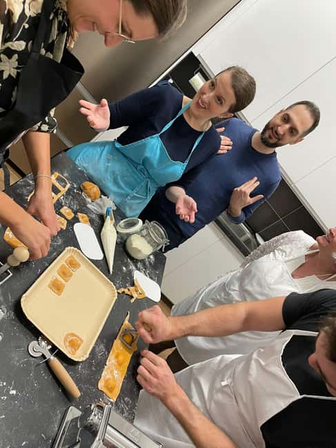 Verona: Authentic Pasta Making Class with a Local Family - Sauces: two quick options that make your pasta taste like an Italian meal