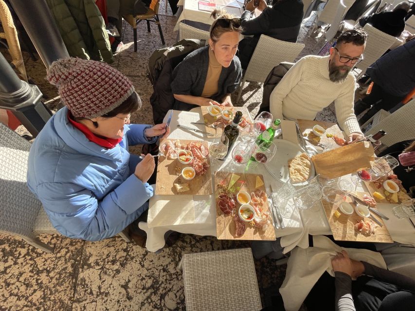 Verona: City Walking Tour with Cable Car & Wine Aperitif - Cable car up to Castel San Pietro: your best “wow” moment with less sweat