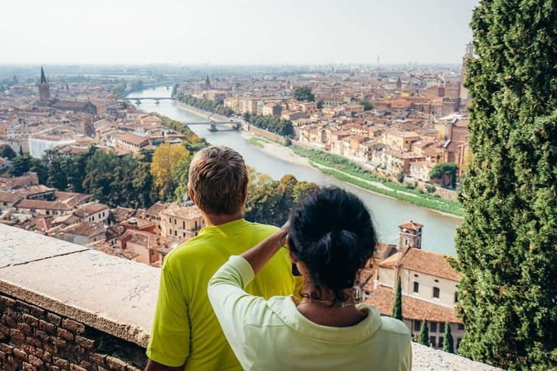 Verona: Classic and Hidden Gems Bike Tour - Rome in Verona: Ponte Pietra and Roman Ruins