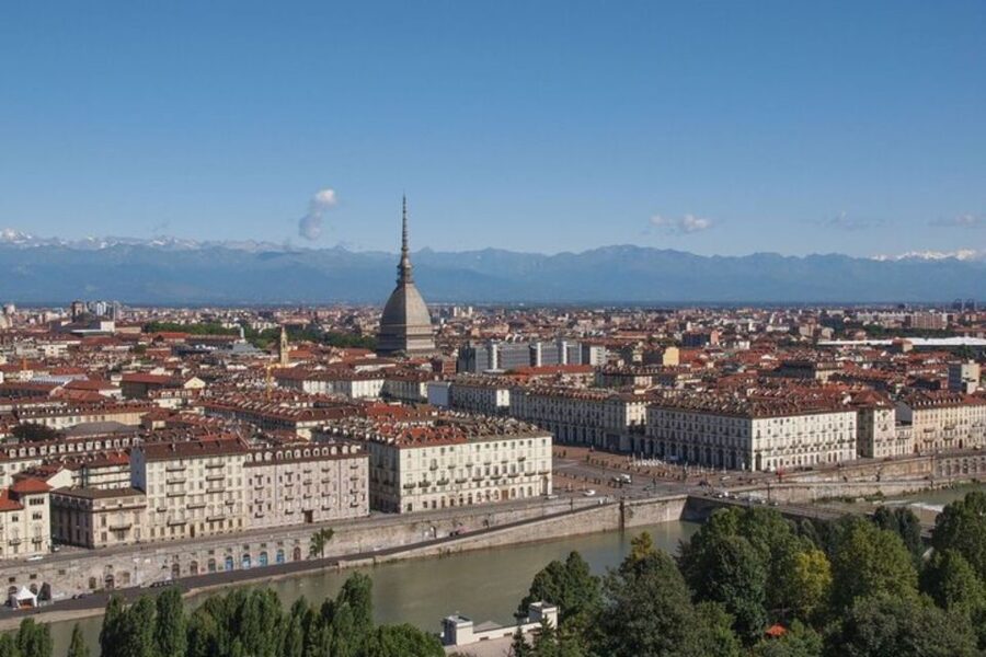 Verona: Custom Private Tour with a Local Guide - Why a Private Walking Tour Helps in Verona’s Tight Streets