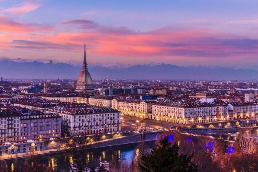 Verona: Custom Private Tour with a Local Guide - What You Actually Do on the Walk: Sights, Exteriors, and Guided Storytelling