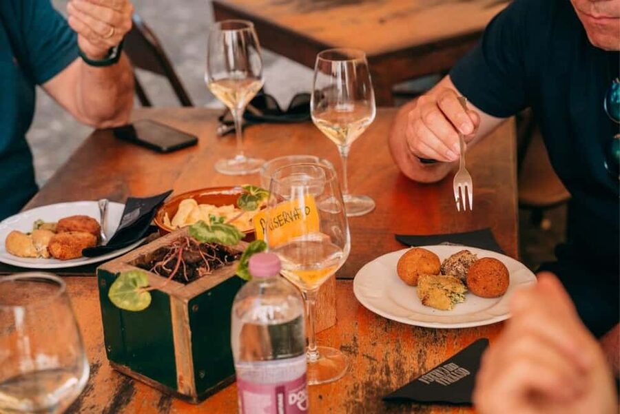 Verona: Food and Wine Tasting Walking Tour - Verona in 3 hours: why this tour works