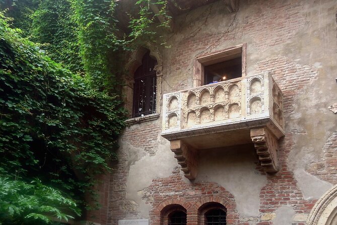 Verona Highlights with Local: Walking Tour Juliet's House Tickets - Weather and timing: the one thing that can change your day