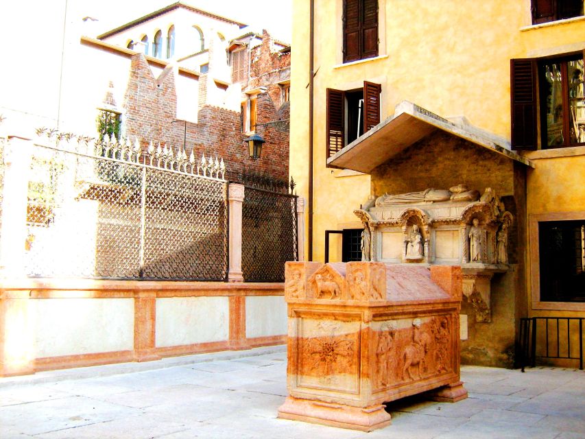 Verona: History and Hidden Gems Guided Walking Tour - River Views and the Ponte Scaligero: The Stop for Your Camera (and Your Breath)