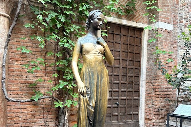 Verona: Juliet’s House Fast-Track Entry Ticket & Audio Guide - Casa di Giulietta in Two Hours: What Fast-Track Actually Buys You