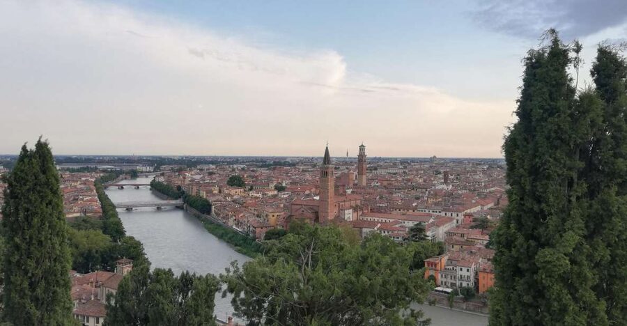 Verona: Night Walking Tour - Why this night walk works so well in Verona