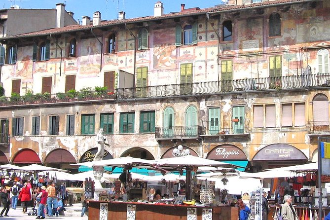 Verona Private City Tour including Arena and Funicular for Kids and Families - Verona with kids: an Arena-first plan