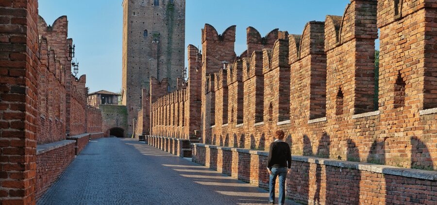 Verona Self Guided Walking Tour with an APP - Juliet’s Balcony and Shakespeare Connections: Romance Without the Guesswork