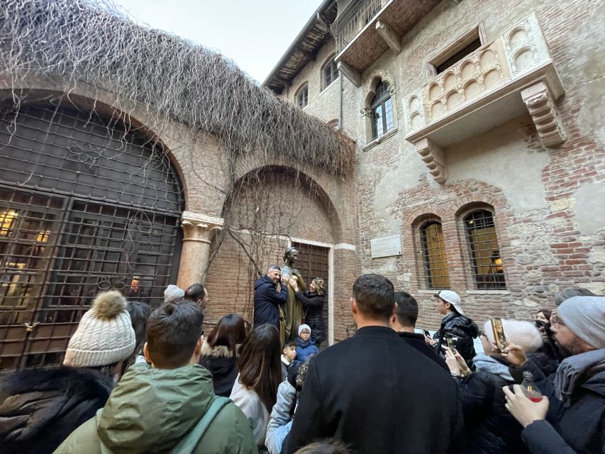 Verona: Small Group Guided Walking Tour with Arena Tickets - Guide Quality Is the Difference (And It Shows in the Details)