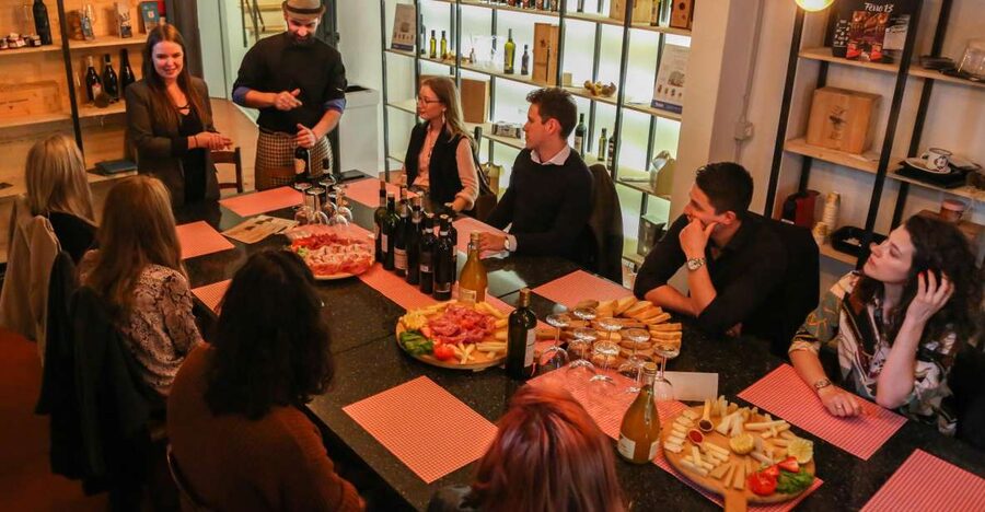 Verona: White Wine Tasting - The Pairing Matters: Salami, Cheese, Bread, and How It Changes the Wine