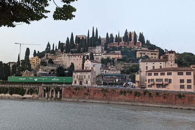 Walking Tour in Verona: 9+ Landmarks with Live Guide - Why the Guides Matter: The Difference Between Seeing and Understanding