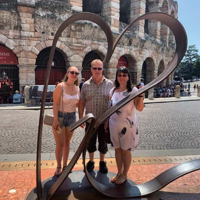 Welcome to Verona: Private Walking Tour with a Local - Why Meeting Your Guide in Verona Changes Everything